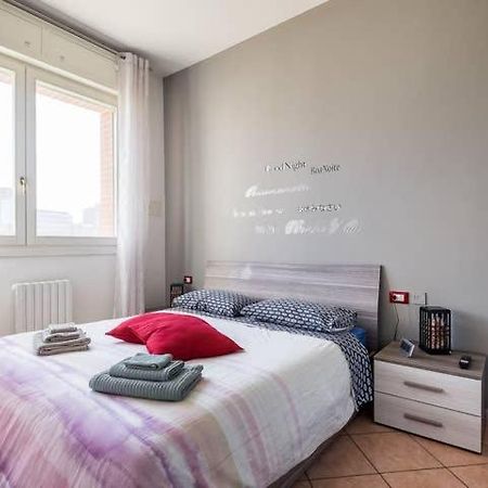M2Bo Dossetti 27 - Fiera Apartment Bologna Luaran gambar