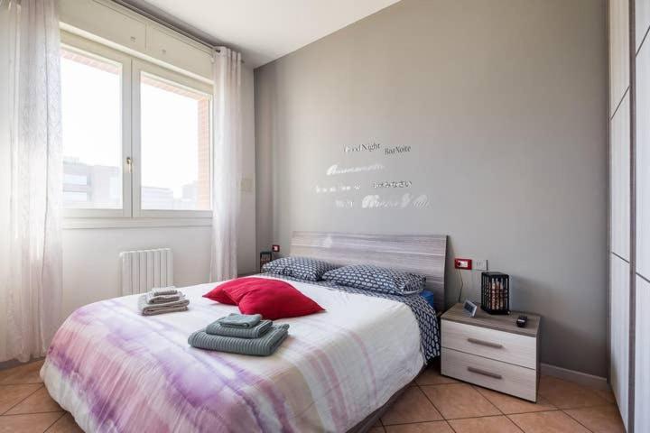 M2Bo Dossetti 27 - Fiera Apartment Bologna Luaran gambar