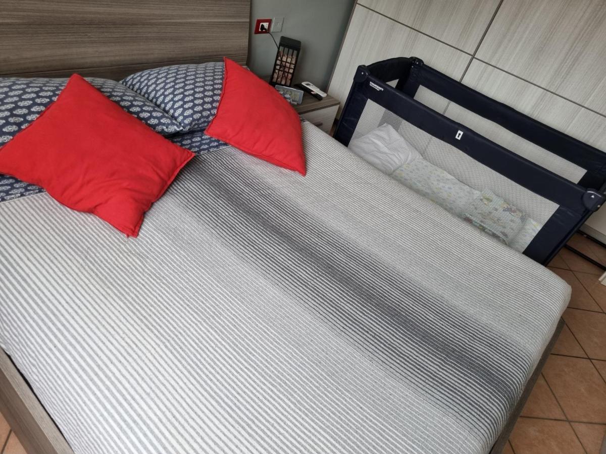 M2Bo Dossetti 27 - Fiera Apartment Bologna Luaran gambar